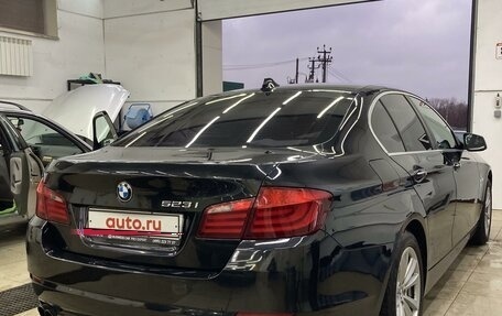 BMW 5 серия, 2010 год, 1 700 000 рублей, 3 фотография