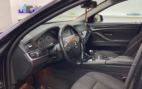 BMW 5 серия, 2010 год, 1 700 000 рублей, 9 фотография