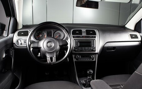 Volkswagen Polo VI (EU Market), 2015 год, 979 000 рублей, 6 фотография