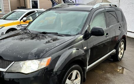 Mitsubishi Outlander III рестайлинг 3, 2008 год, 900 000 рублей, 8 фотография