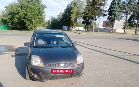 Ford Fiesta, 2007 год, 450 000 рублей, 3 фотография