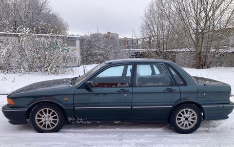 Mitsubishi Galant VIII, 1992 год, 240 000 рублей, 3 фотография