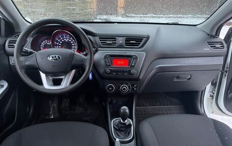 KIA Rio III рестайлинг, 2013 год, 865 000 рублей, 6 фотография