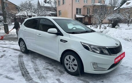 KIA Rio III рестайлинг, 2013 год, 865 000 рублей, 2 фотография