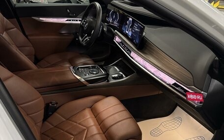 BMW 7 серия, 2022 год, 14 200 000 рублей, 17 фотография