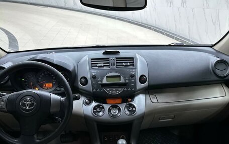 Toyota RAV4, 2007 год, 1 700 000 рублей, 18 фотография