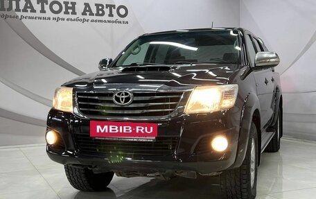 Toyota Hilux VII, 2012 год, 2 100 000 рублей, 2 фотография