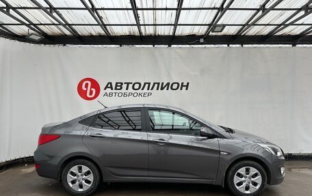 Hyundai Solaris II рестайлинг, 2016 год, 925 000 рублей, 5 фотография