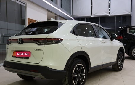 Honda Vezel, 2023 год, 3 350 000 рублей, 5 фотография