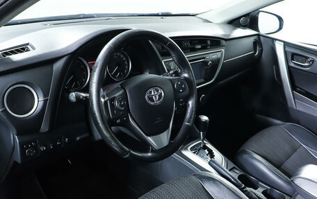 Toyota Auris II, 2014 год, 15 фотография