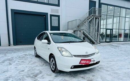 Toyota Prius, 2008 год, 1 099 000 рублей, 8 фотография