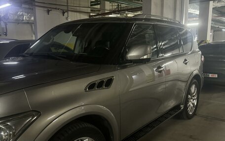 Infiniti QX56, 2011 год, 2 700 000 рублей, 2 фотография