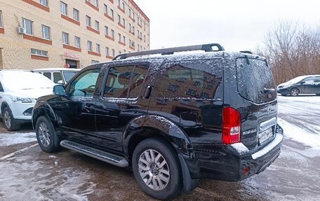 Nissan Pathfinder, 2012 год, 2 185 000 рублей, 2 фотография