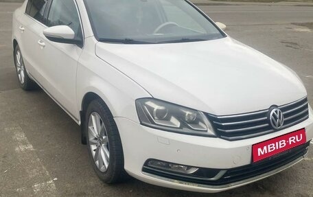 Volkswagen Passat B7, 2012 год, 1 200 000 рублей, 1 фотография