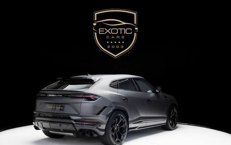 Lamborghini Urus I, 2024 год, 50 000 000 рублей, 5 фотография