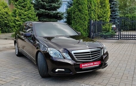 Mercedes-Benz E-Класс, 2009 год, 1 680 000 рублей, 4 фотография