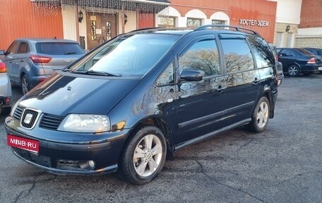 SEAT Alhambra II рестайлинг, 2009 год, 760 000 рублей, 1 фотография