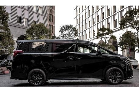 Toyota Alphard III, 2021 год, 3 300 000 рублей, 6 фотография