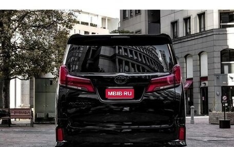 Toyota Alphard III, 2021 год, 3 300 000 рублей, 7 фотография