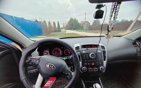 KIA cee'd I рестайлинг, 2011 год, 900 000 рублей, 10 фотография