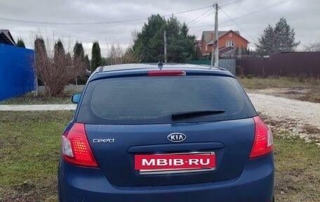 KIA cee'd I рестайлинг, 2011 год, 900 000 рублей, 2 фотография