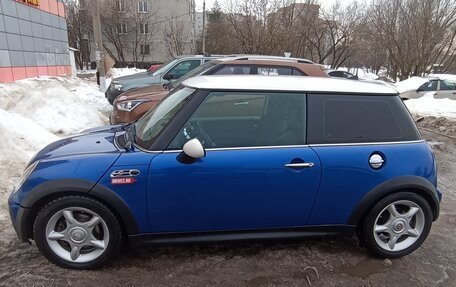 MINI Hatch, 2005 год, 750 000 рублей, 3 фотография