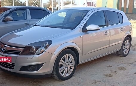 Opel Astra H, 2007 год, 660 000 рублей, 3 фотография