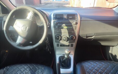 Toyota Corolla, 2011 год, 800 000 рублей, 12 фотография