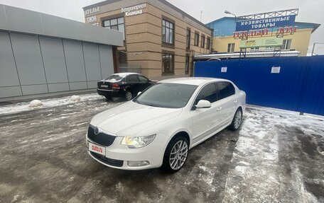 Skoda Superb III рестайлинг, 2012 год, 1 350 000 рублей, 8 фотография