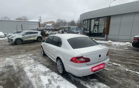 Skoda Superb III рестайлинг, 2012 год, 1 350 000 рублей, 6 фотография