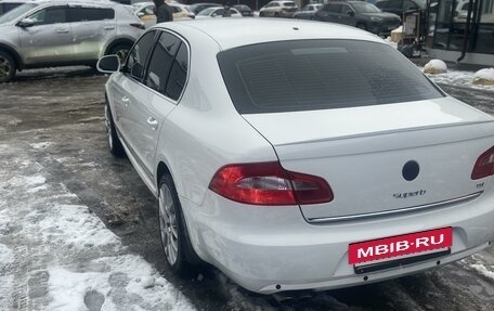 Skoda Superb III рестайлинг, 2012 год, 1 350 000 рублей, 12 фотография