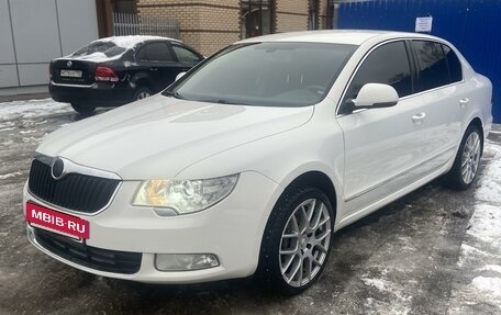 Skoda Superb III рестайлинг, 2012 год, 1 350 000 рублей, 9 фотография