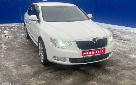 Skoda Superb III рестайлинг, 2012 год, 1 350 000 рублей, 10 фотография