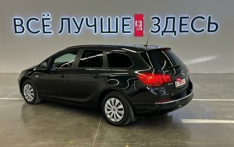 Opel Astra J, 2013 год, 1 345 000 рублей, 10 фотография