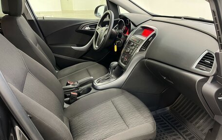 Opel Astra J, 2013 год, 1 345 000 рублей, 27 фотография