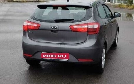 KIA Rio III рестайлинг, 2013 год, 6 фотография