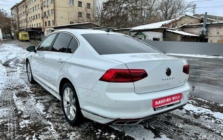 Volkswagen Passat B8 рестайлинг, 2021 год, 3 200 000 рублей, 6 фотография