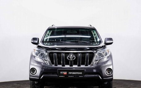 Toyota Land Cruiser Prado 150 рестайлинг 2, 2015 год, 3 190 000 рублей, 2 фотография