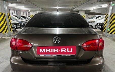 Volkswagen Jetta VI, 2012 год, 930 000 рублей, 6 фотография