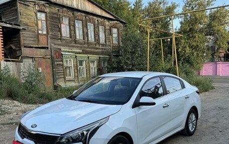 KIA Rio IV, 2020 год, 1 550 000 рублей, 4 фотография