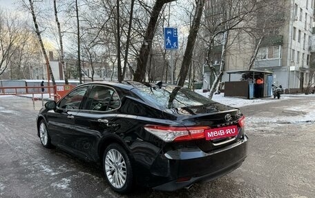 Toyota Camry, 2018 год, 3 250 000 рублей, 8 фотография