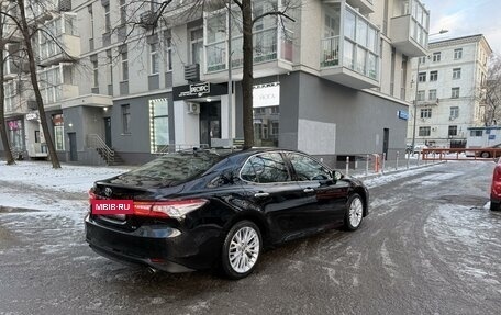 Toyota Camry, 2018 год, 3 250 000 рублей, 6 фотография