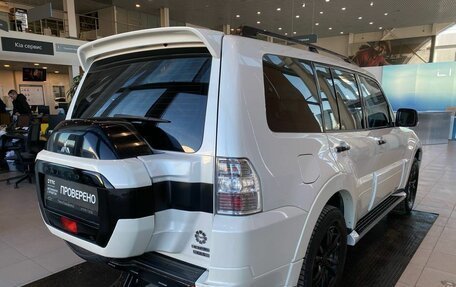 Mitsubishi Pajero IV, 2017 год, 3 396 000 рублей, 6 фотография