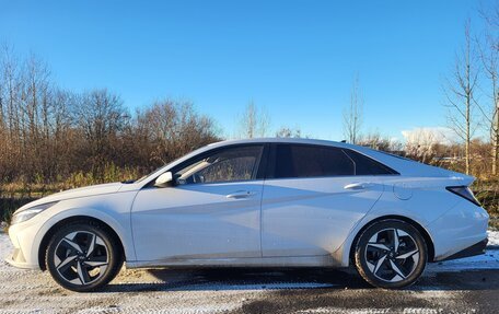 Hyundai Elantra, 2022 год, 2 270 000 рублей, 6 фотография