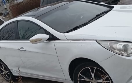 Hyundai Sonata VI, 2010 год, 1 000 000 рублей, 9 фотография