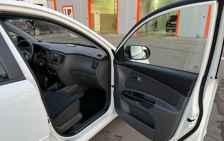 KIA Rio II, 2011 год, 700 000 рублей, 8 фотография