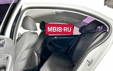 Volkswagen Jetta VI, 2012 год, 1 049 000 рублей, 16 фотография