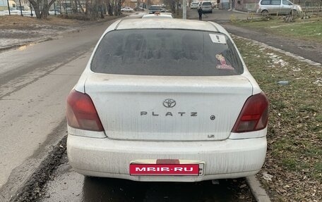 Toyota Platz, 2000 год, 300 000 рублей, 3 фотография