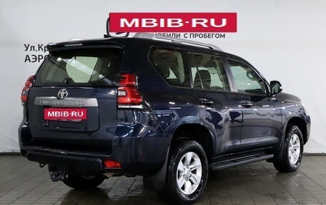 Toyota Land Cruiser Prado 150 рестайлинг 2, 2021 год, 5 150 000 рублей, 2 фотография