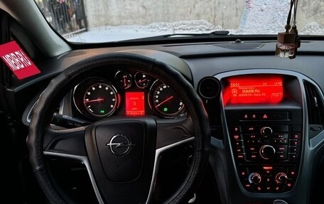 Opel Astra J, 2013 год, 720 000 рублей, 5 фотография